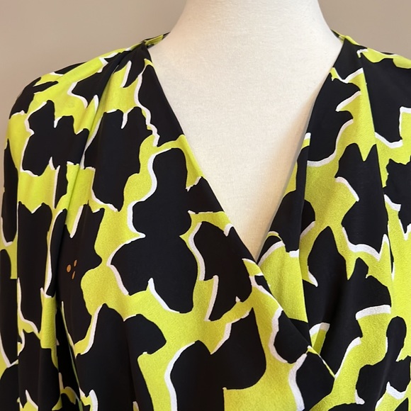 Diane Von Furstenberg Dolman Sleeve Blouse with Drape Neckline - Picture 3 of 12